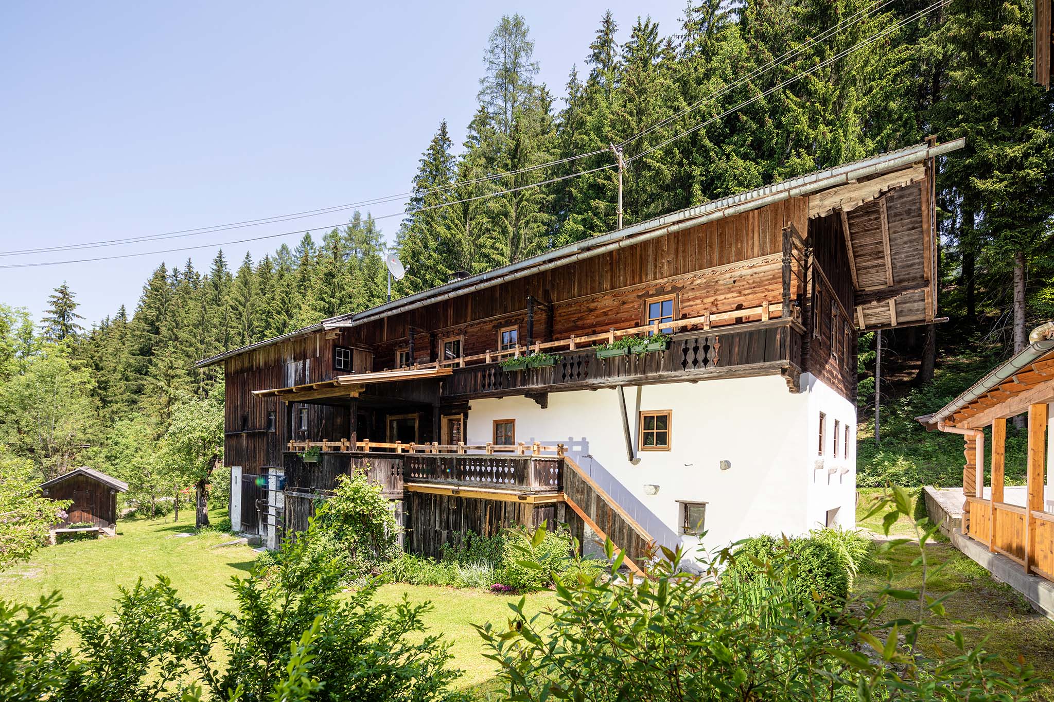 Chalet_Alte_Schmiede_Appartments_Reith_Im_Alpbachtal_Airbnb_Tirol_Sommer (2)
